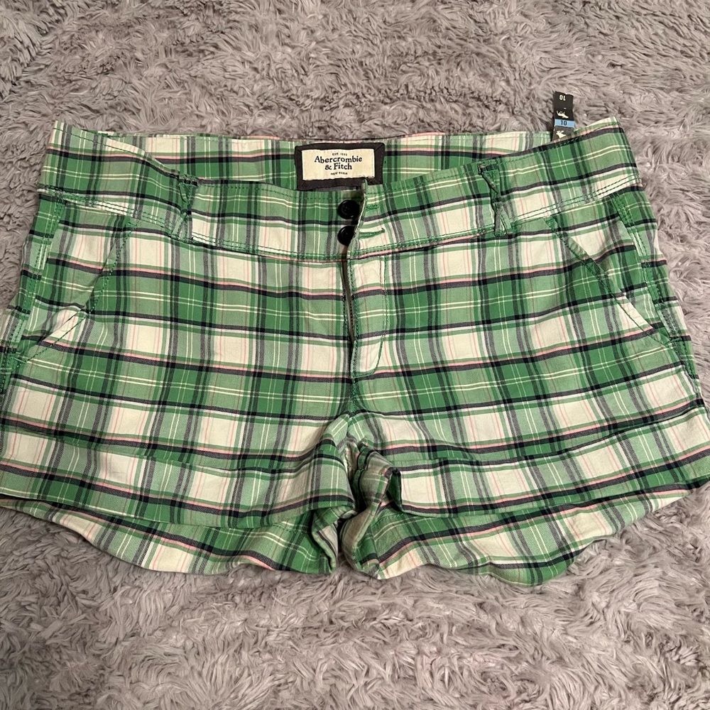 Abercrombie green pink plaid shorts NWT size 10